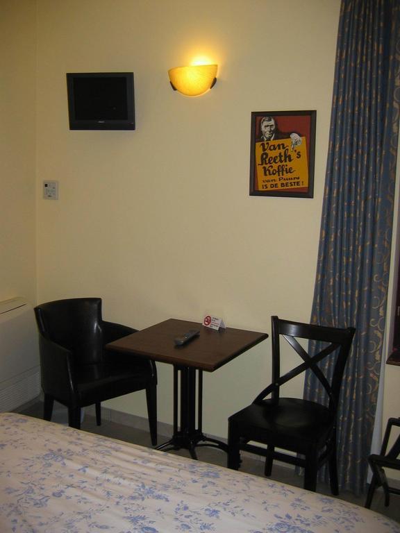 Hotel Van Reeth's Koffiebranderij Puurs Kamer foto
