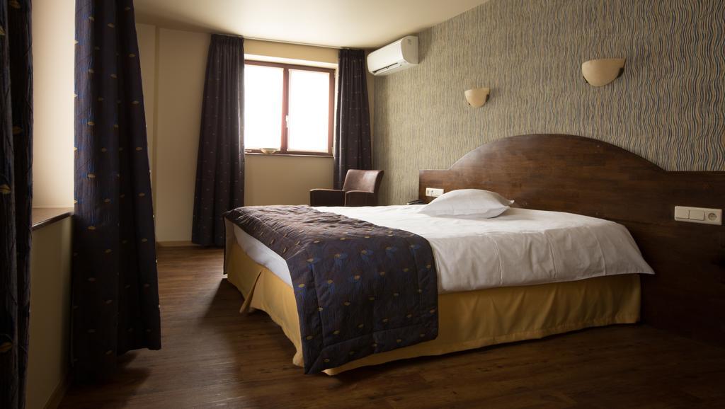 Hotel Van Reeth's Koffiebranderij Puurs Kamer foto