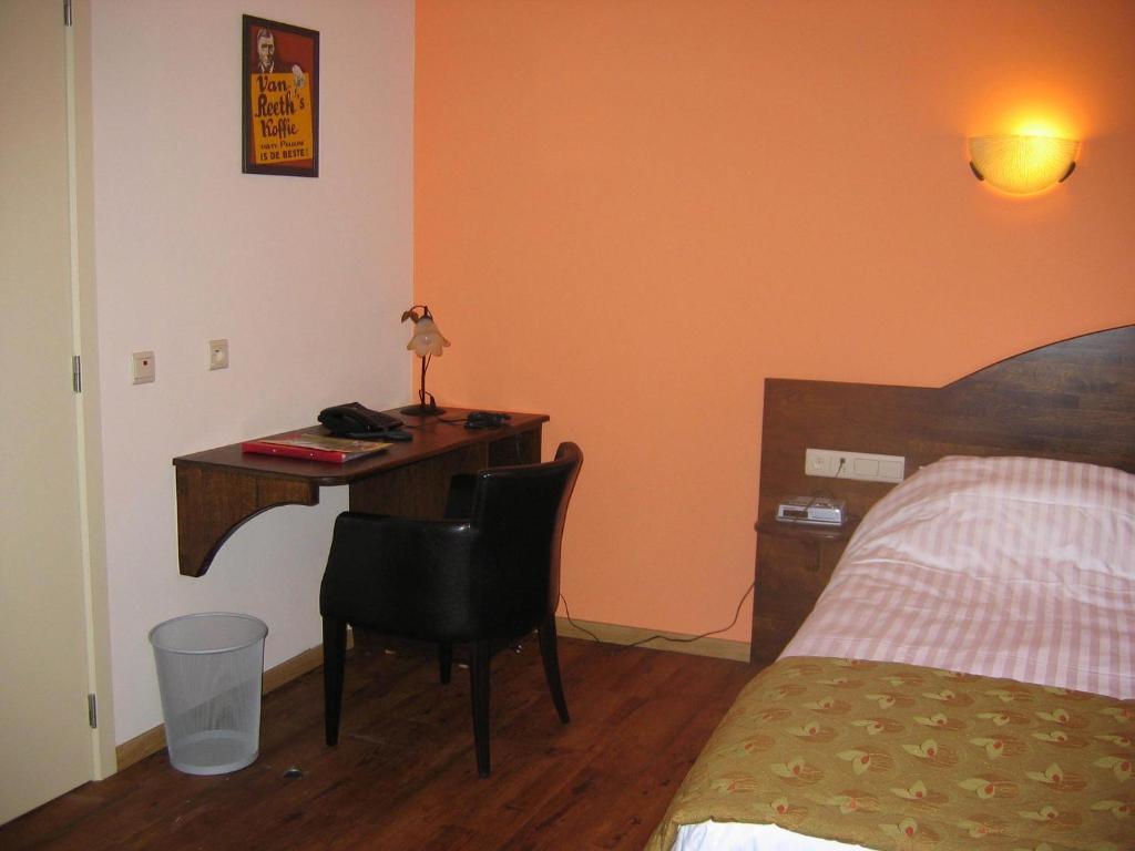 Hotel Van Reeth's Koffiebranderij Puurs Kamer foto