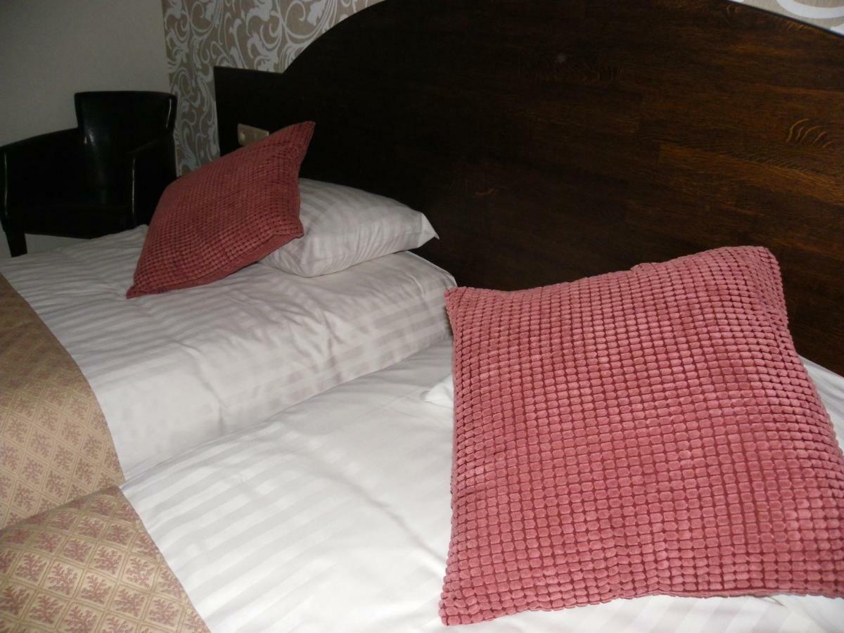 Hotel Van Reeth's Koffiebranderij Puurs Buitenkant foto