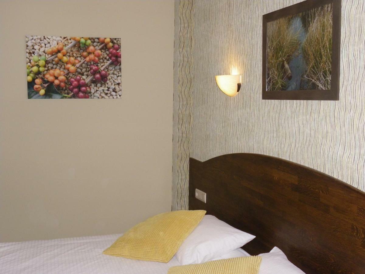 Hotel Van Reeth's Koffiebranderij Puurs Buitenkant foto